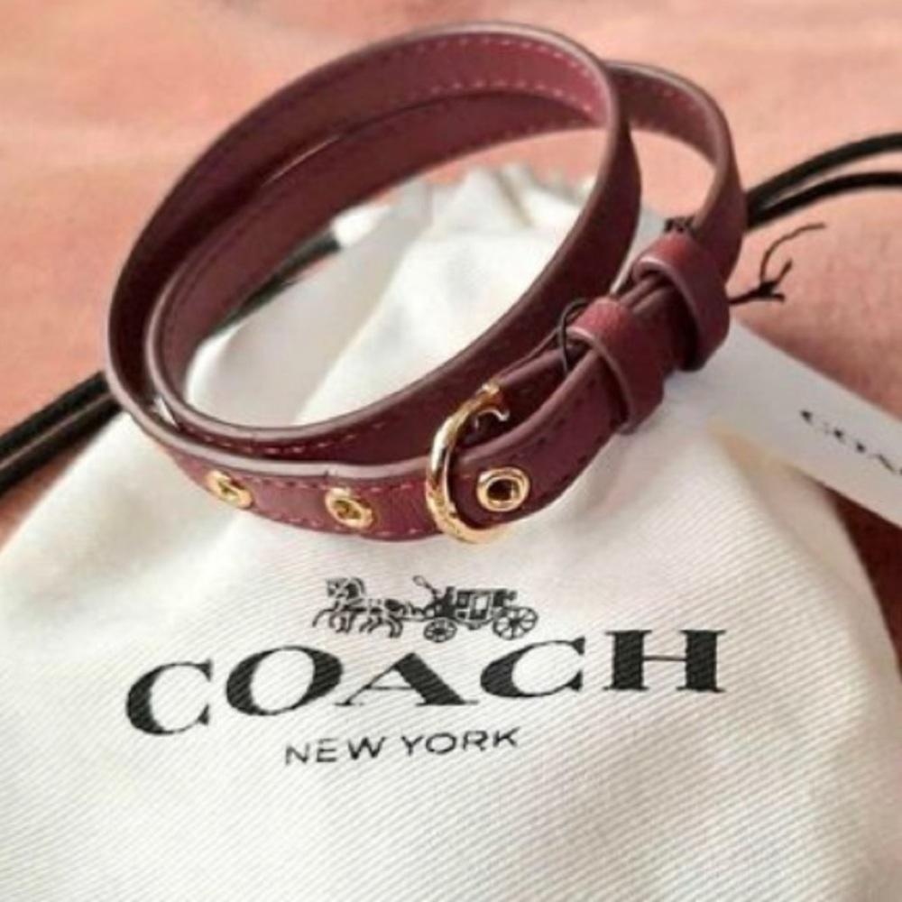 COACH Wrap bracelet ( double wrap )